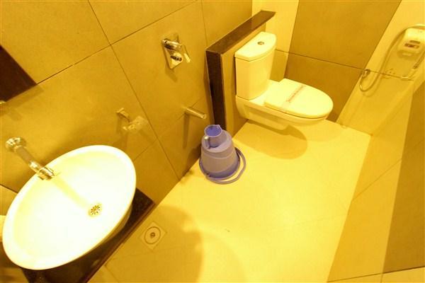 Princess Hotell Ankleshwar Exteriör bild