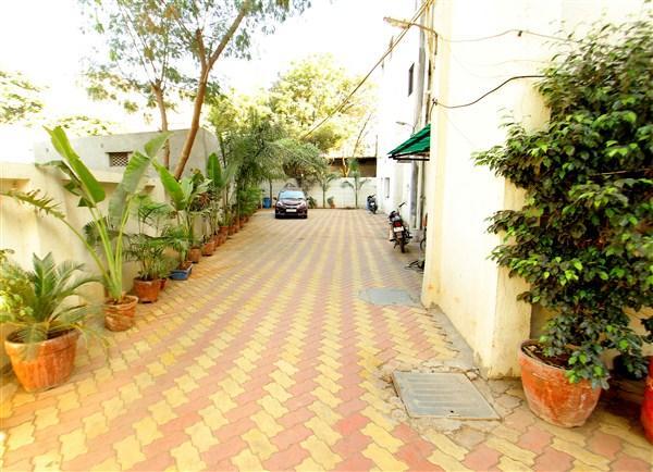 Princess Hotell Ankleshwar Exteriör bild