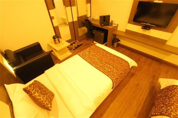 Princess Hotell Ankleshwar Exteriör bild