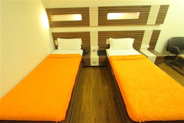 Princess Hotell Ankleshwar Exteriör bild