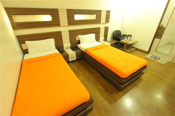 Princess Hotell Ankleshwar Exteriör bild
